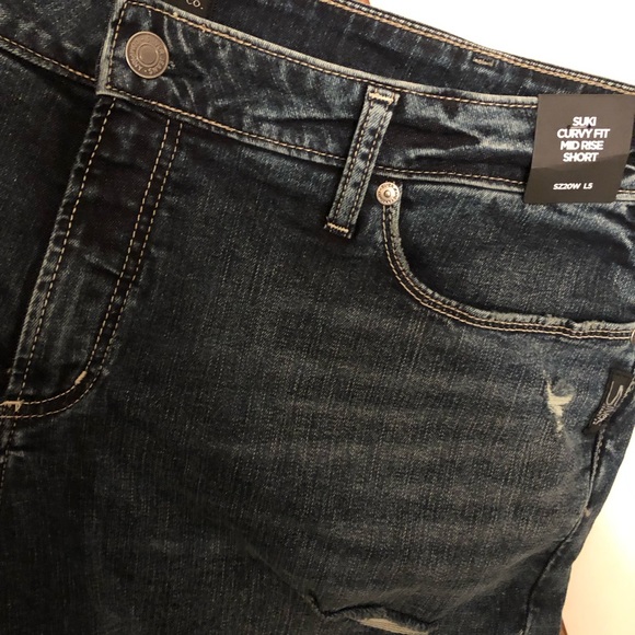 Silver Jeans Plus Size Suki 20 Stretch Jean Shorts - Picture 6 of 6